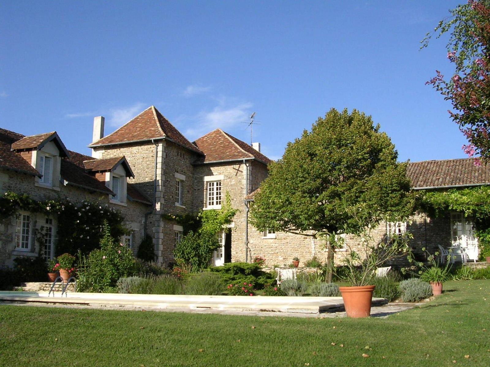 Chambres D'Hotes La Pocterie Vouneuil-sur-Vienne Exteriör bild