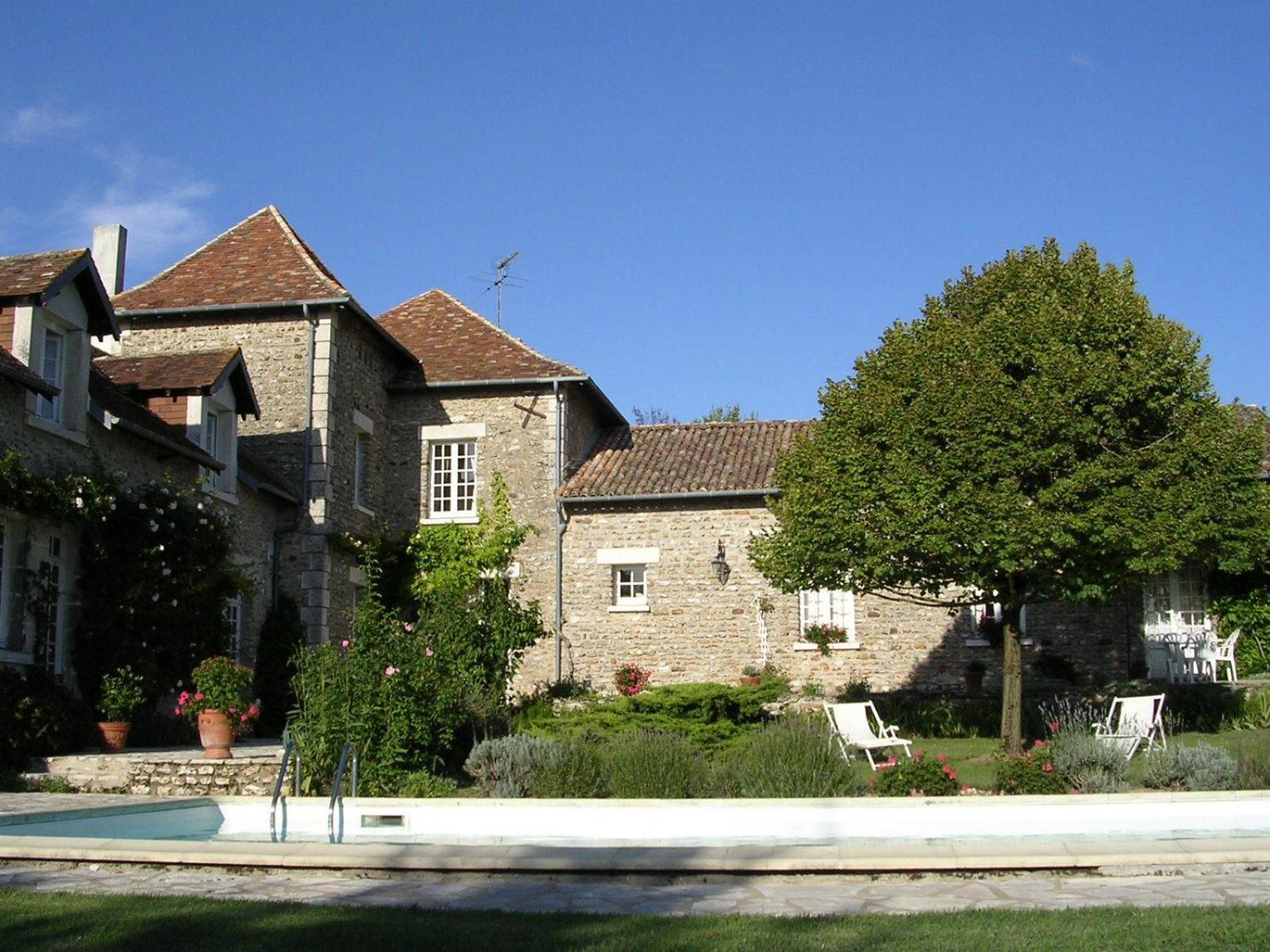 Chambres D'Hotes La Pocterie Vouneuil-sur-Vienne Exteriör bild